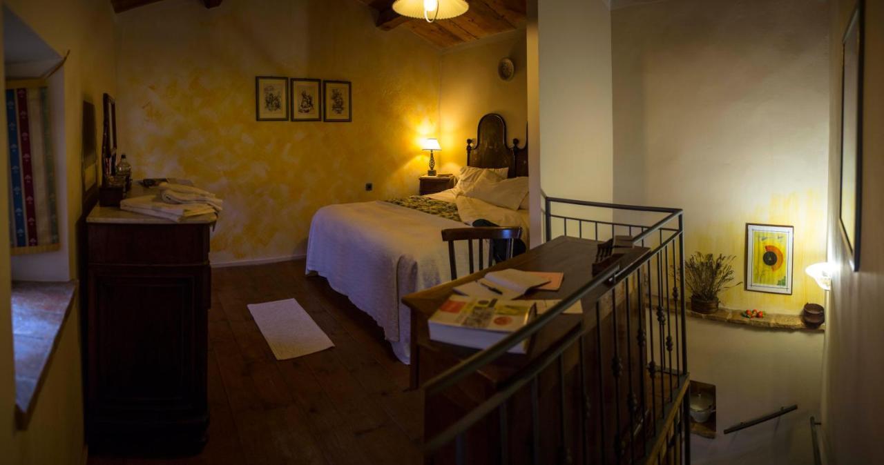 La Rosa Scarlatta Monterubbiano ภายนอก รูปภาพ