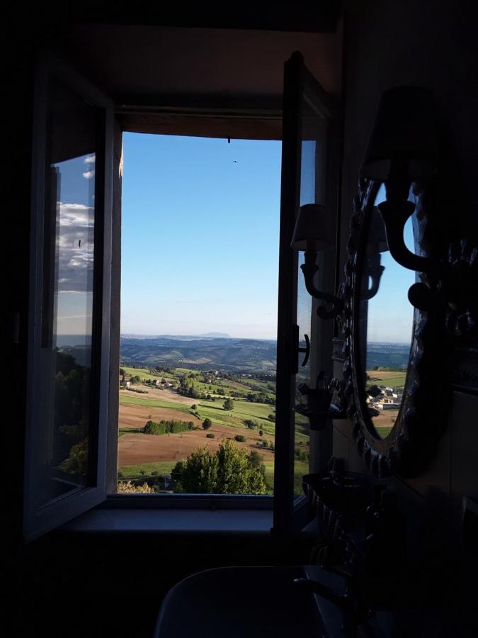La Rosa Scarlatta Monterubbiano ภายนอก รูปภาพ