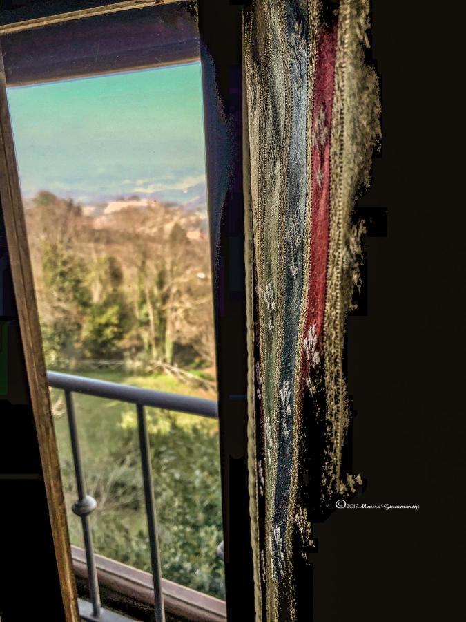 La Rosa Scarlatta Monterubbiano ภายนอก รูปภาพ